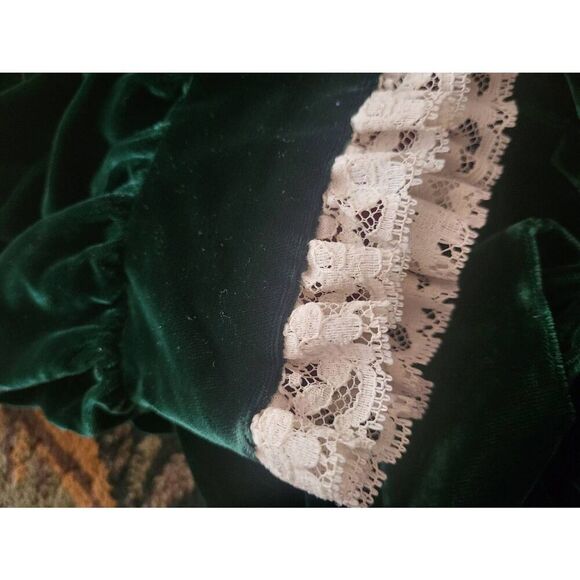 Vintage 1970s Dress Women's XS Green Emerald Velvet Long Maxi Lace Tie Waist - Picture 5 of 9